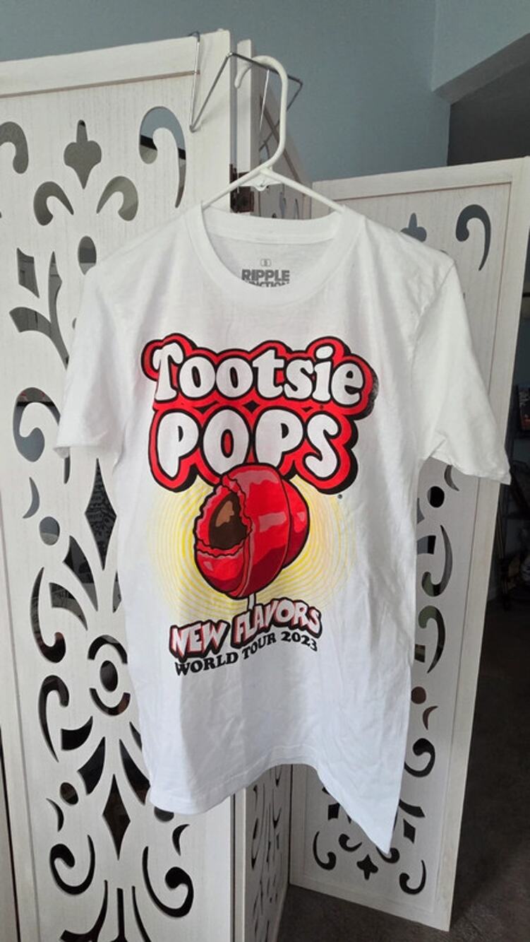 Tootsie Pops Shirt Small White Candy World Tour 2023 Graphic Tee New Flavors